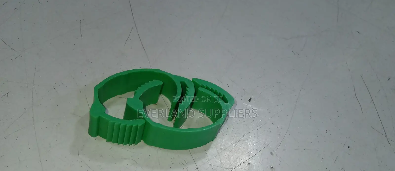 Adjustable Big Green Chicken Bands