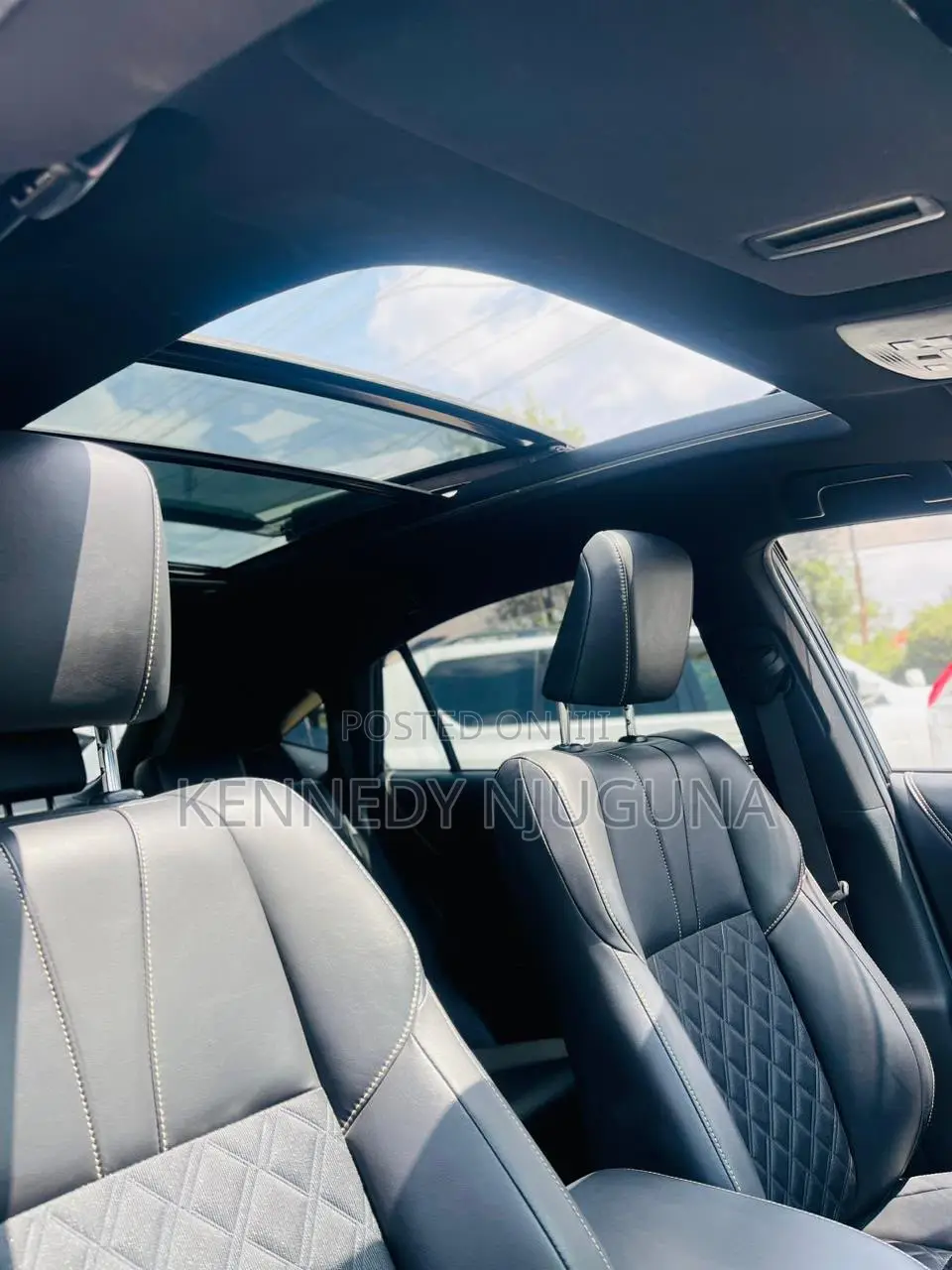 Toyota Harrier 2.0 2018 White