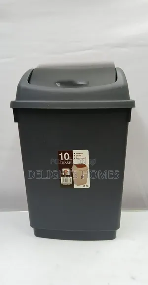 10l Plastic Trash Bin,_elk