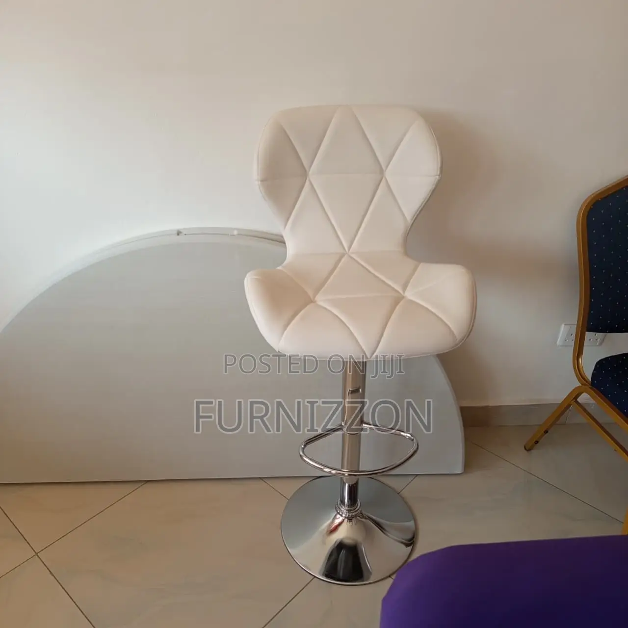 Modern Adjustable Swivel Bar Stool With Backrest
