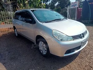 Nissan Wingroad 2013 Silver