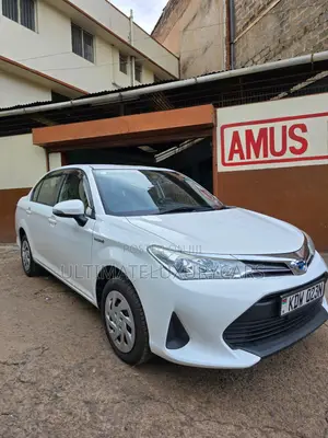 Toyota Axio 1.5 Hybrid 2WD 2019 White