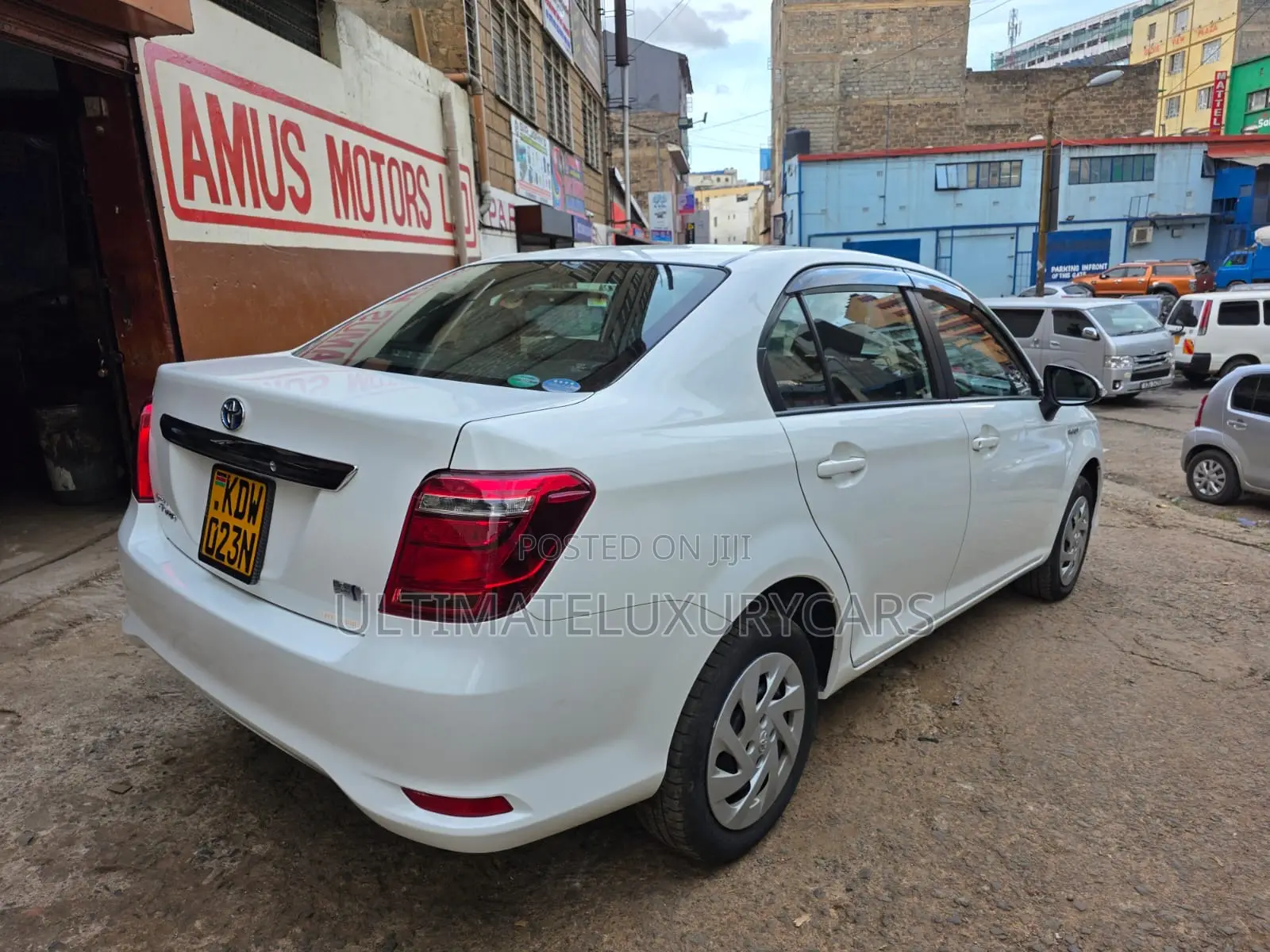 Toyota Axio 1.5 Hybrid 2WD 2019 White