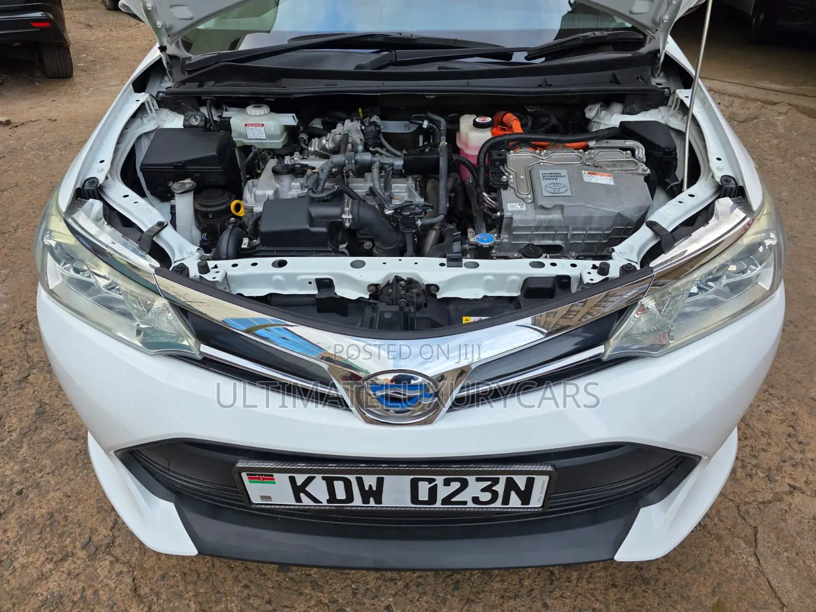 Toyota Axio 1.5 Hybrid 2WD 2019 White