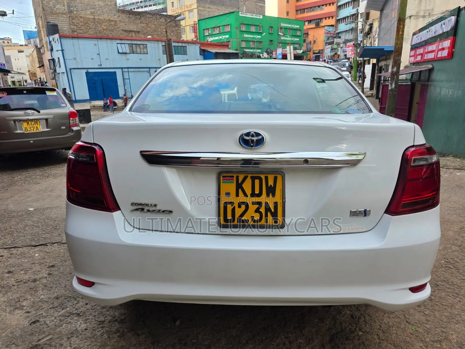 Toyota Axio 1.5 Hybrid 2WD 2019 White