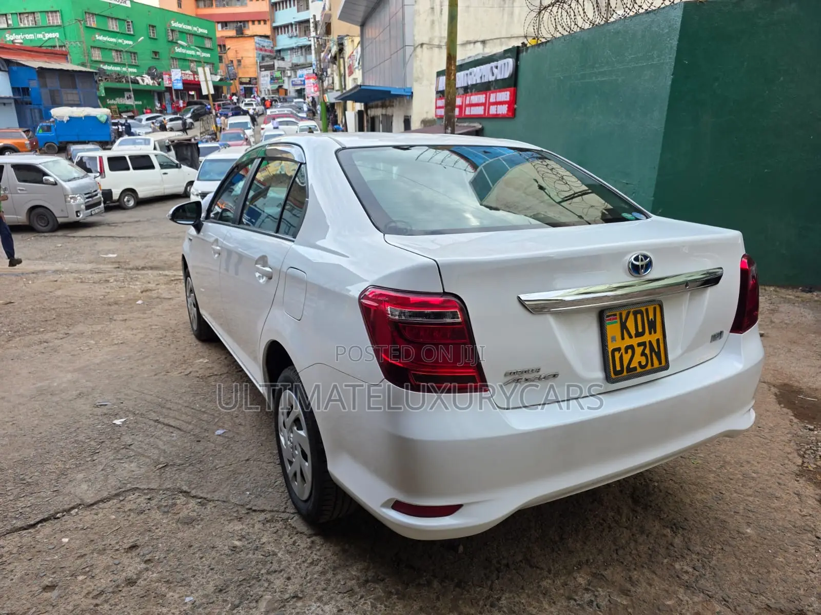 Toyota Axio 1.5 Hybrid 2WD 2019 White