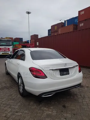 Mercedes-Benz C200 2017 White