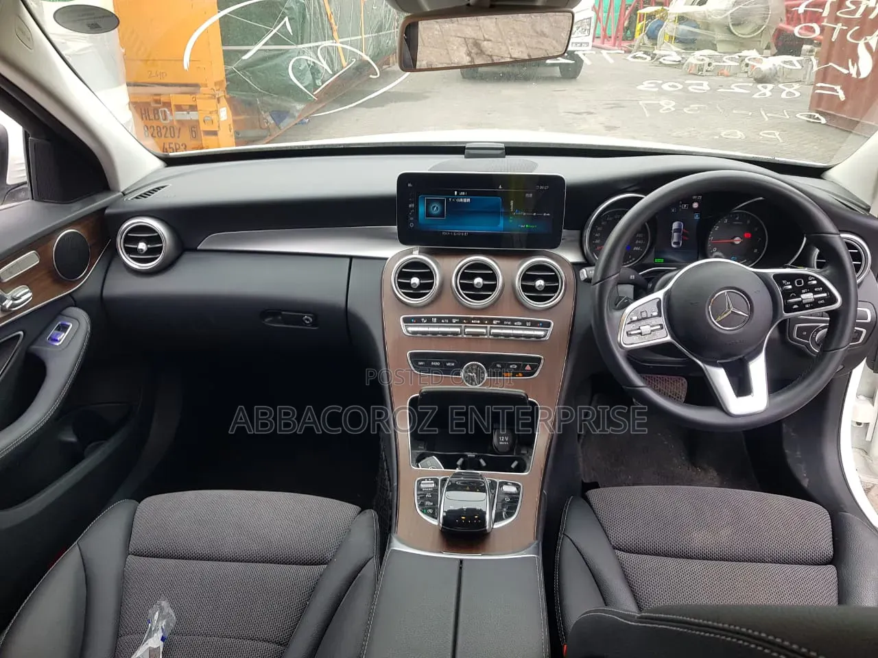 Mercedes-Benz C200 2017 White