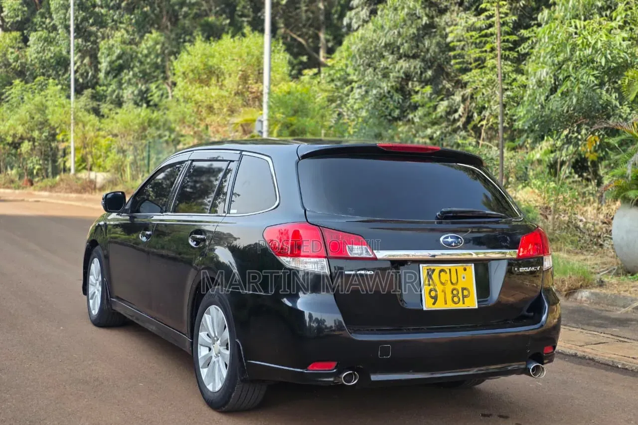 Subaru Outback 2012 Black