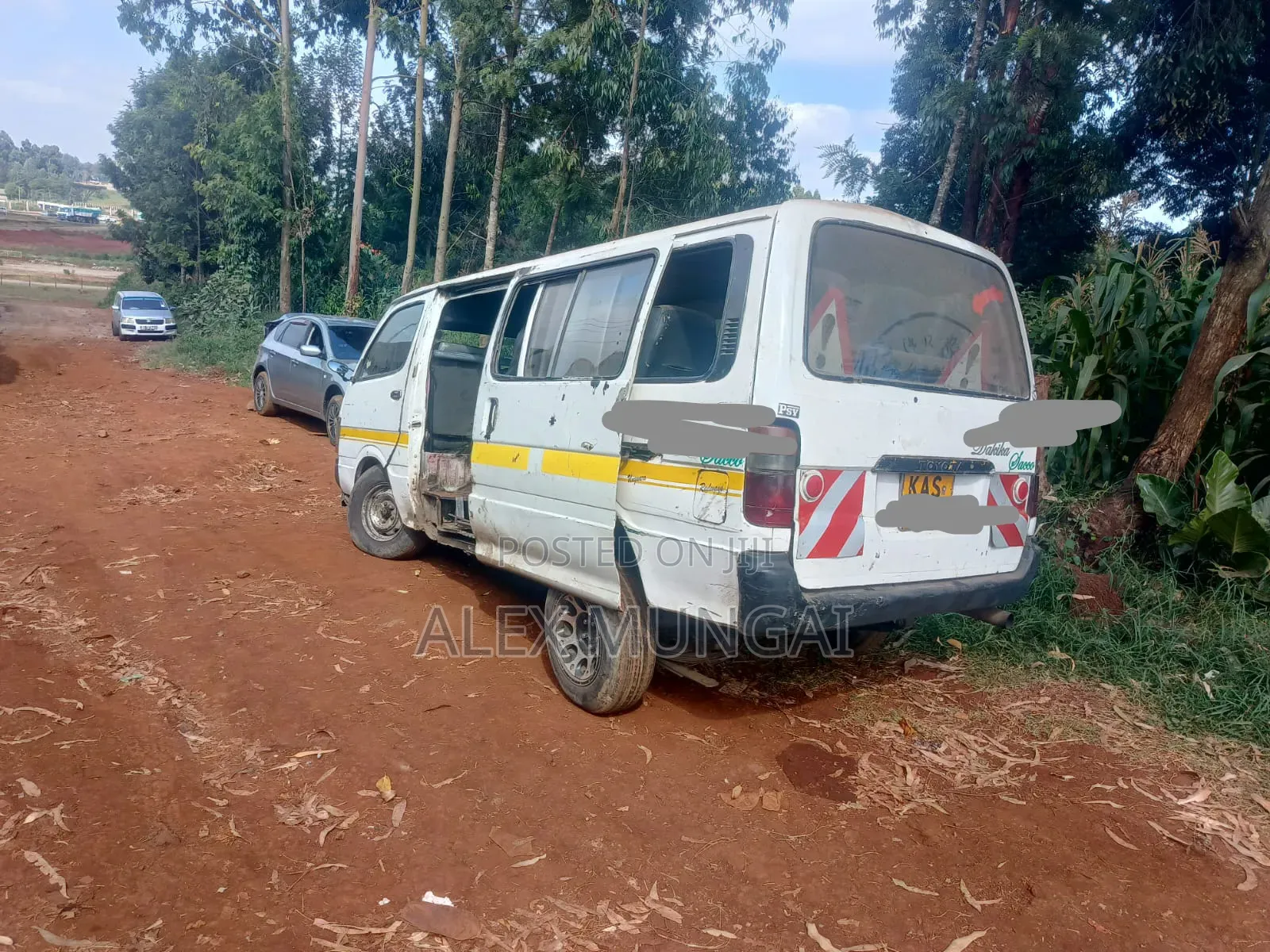 Toyota HiAce 1997 White