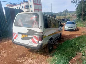 Toyota HiAce 1997 White