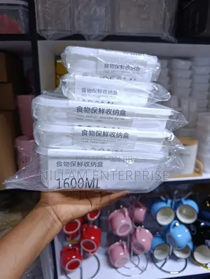 Freezer /Fridge Stackable Food Storage Containers .