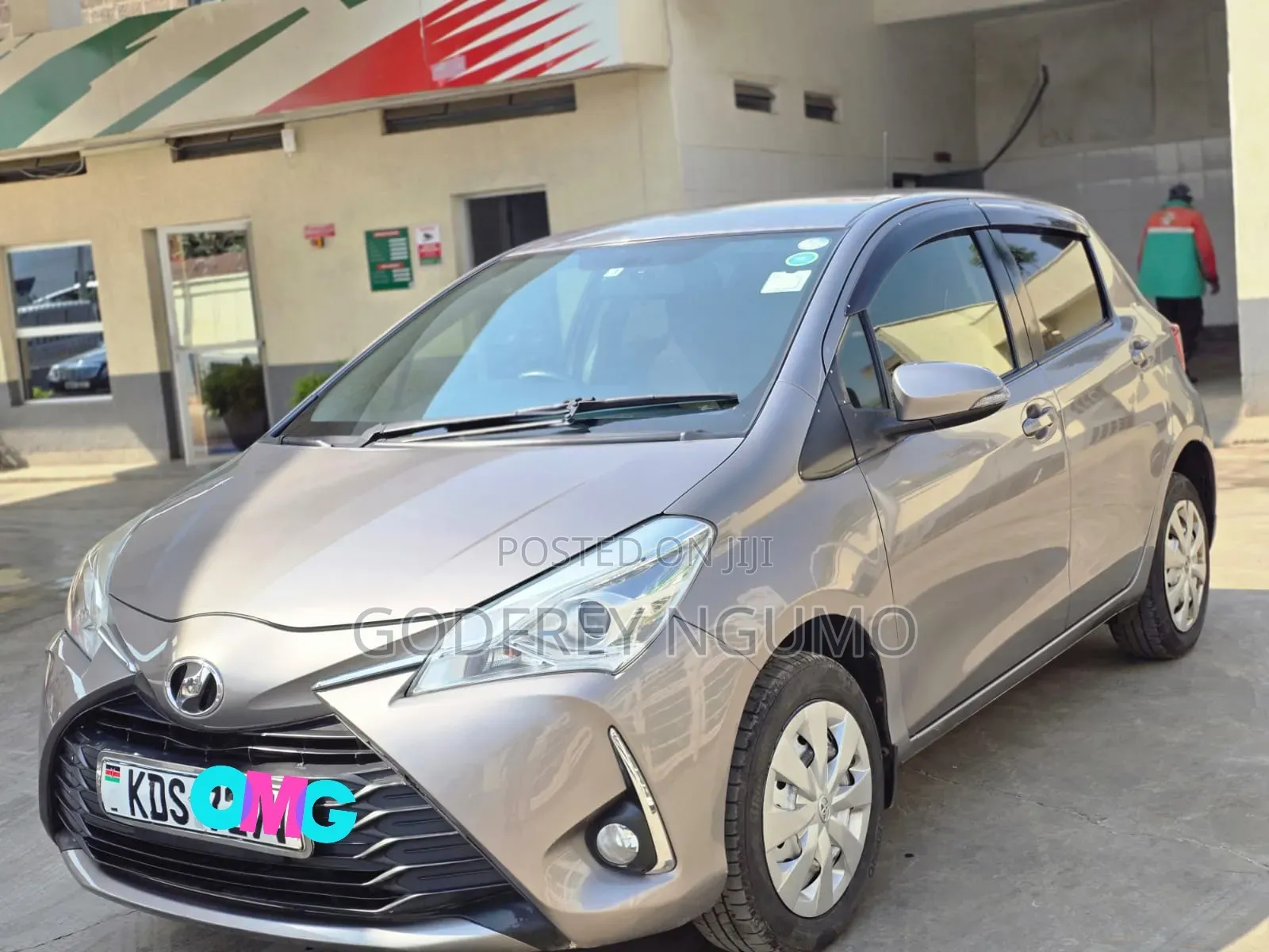 Toyota Vitz 2018 Gray