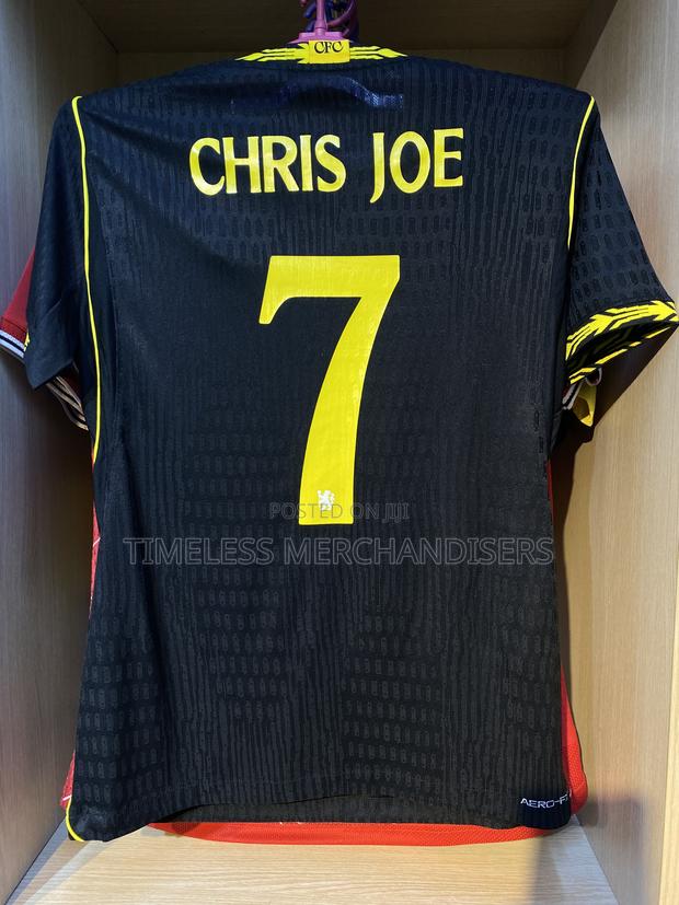 Chelsea Away Kit - thumbnail 4
