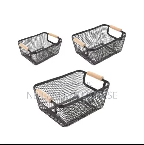 3 Pcs Mesh Plastic Storage Baskets With Bamboo Handles. - thumbnail 4