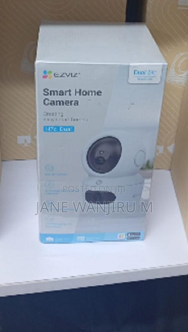 Premium Ezviz H7c Indoor Camera – Full Room Coverage - main view