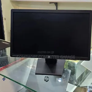 Hp Monitor 22 Inches Display Port Vga and Dvi