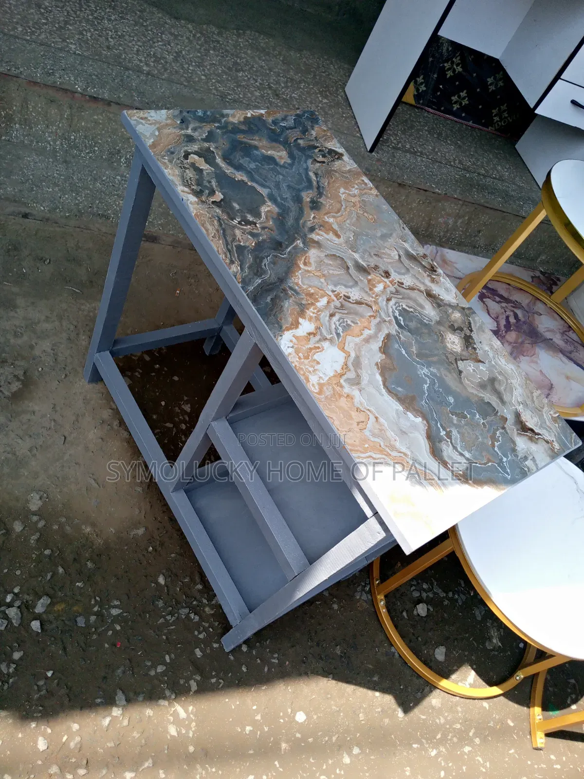 Kitchen Table/Gas Cooker Table Stand- Gloss Vanished