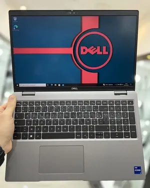 Laptop Dell Precision 3580 16GB Intel Core i7 SSD 512GB