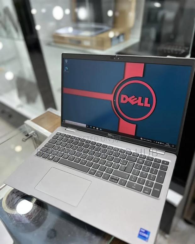 Laptop Dell Precision 3580 16GB Intel Core i7 SSD 512GB - thumbnail 4