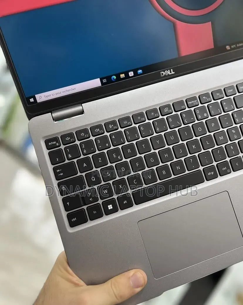 Laptop Dell Precision 3580 16GB Intel Core i7 SSD 512GB