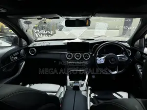 Mercedes-Benz C200 2019 White