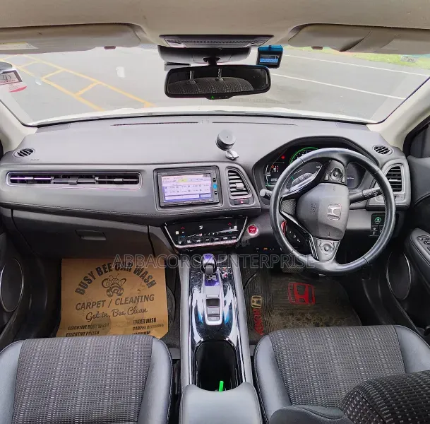 Honda Vezel 2017 White