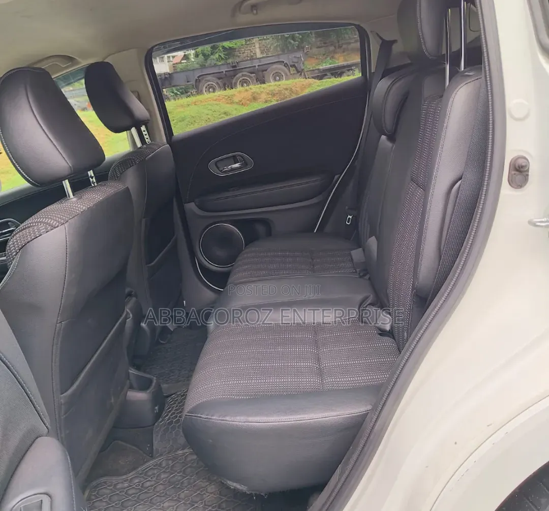 Honda Vezel 2017 White