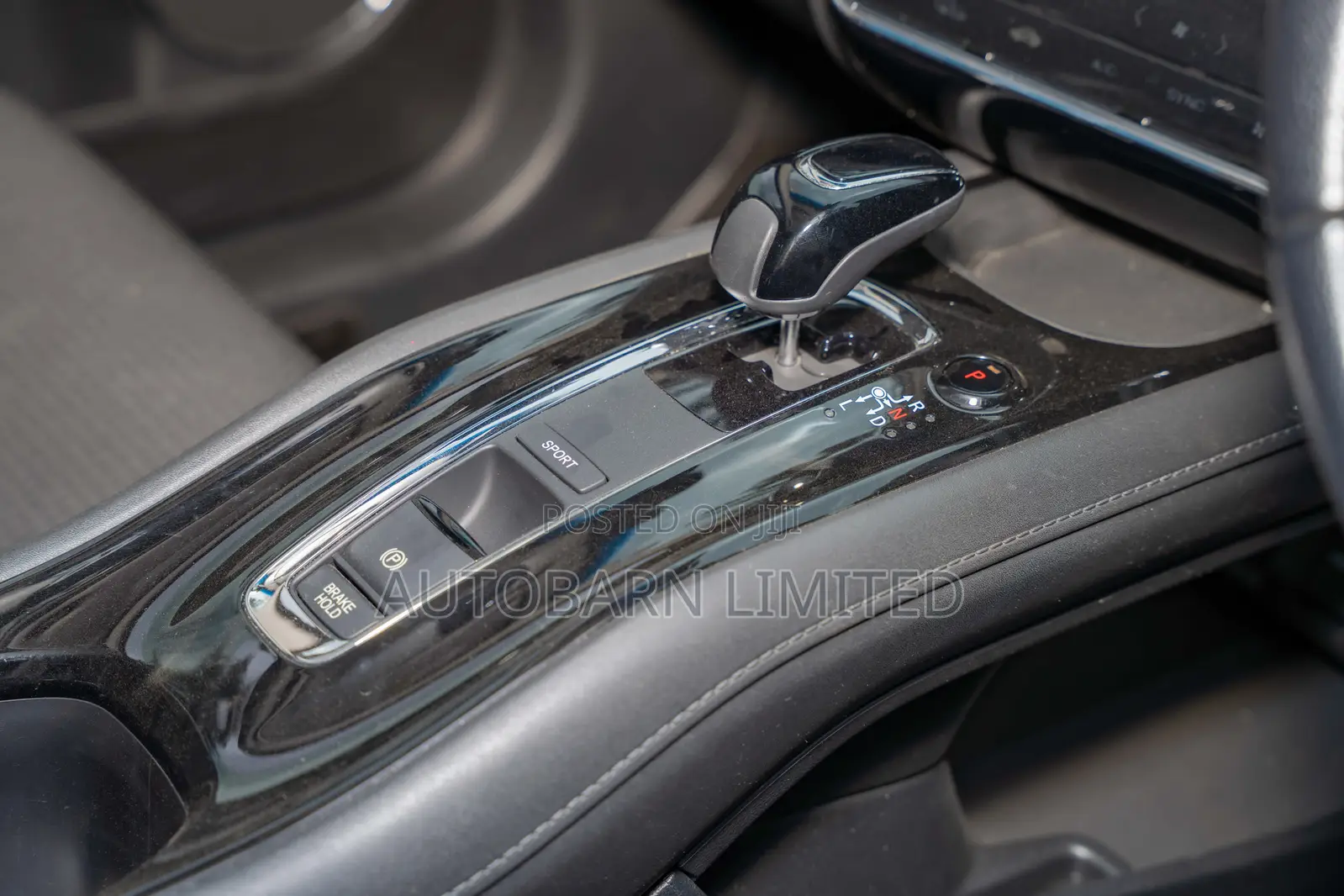 Honda Vezel 2019 Pearl