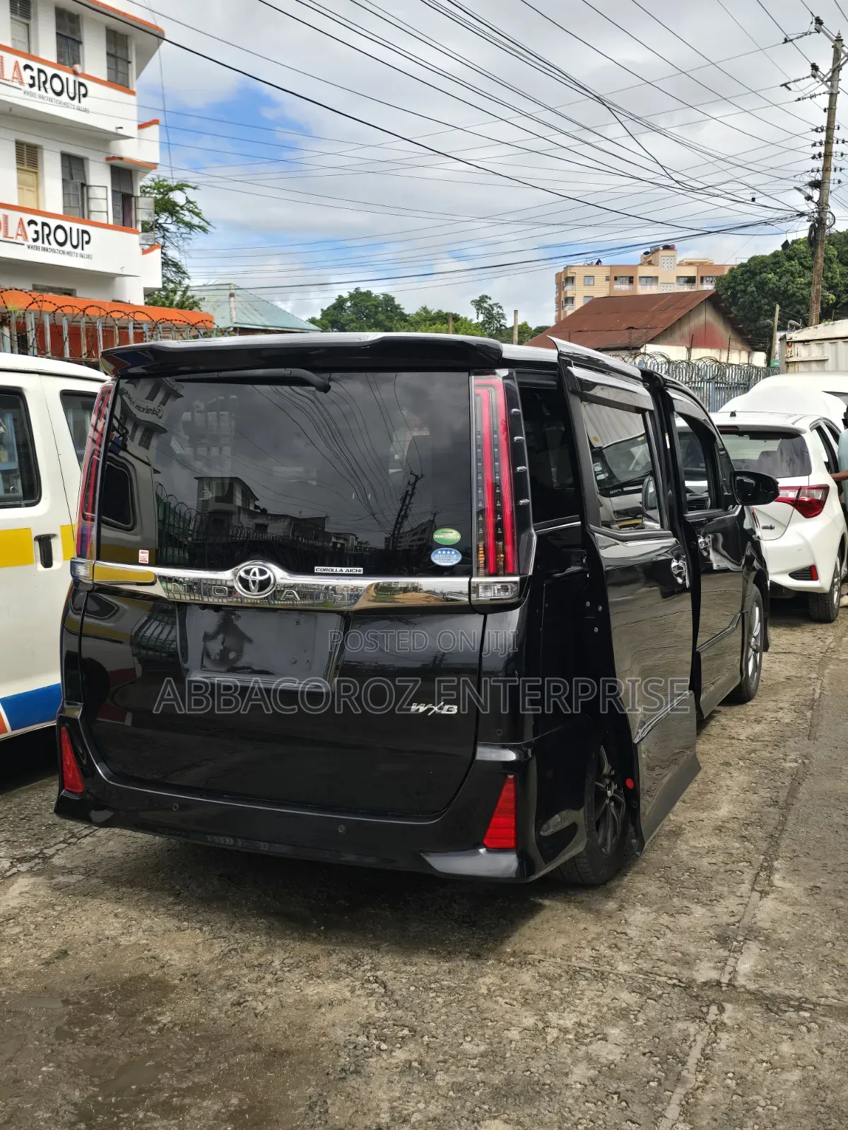 Toyota Noah 2017 Black
