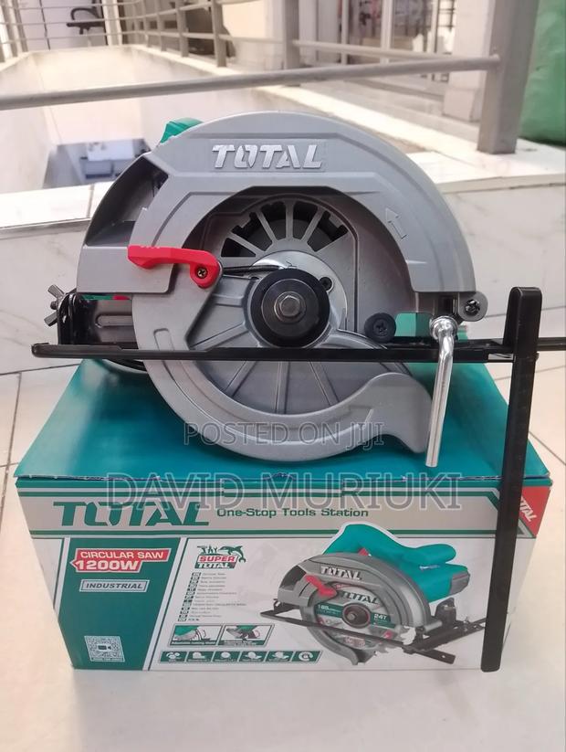 Total Circular Saw 12000w.