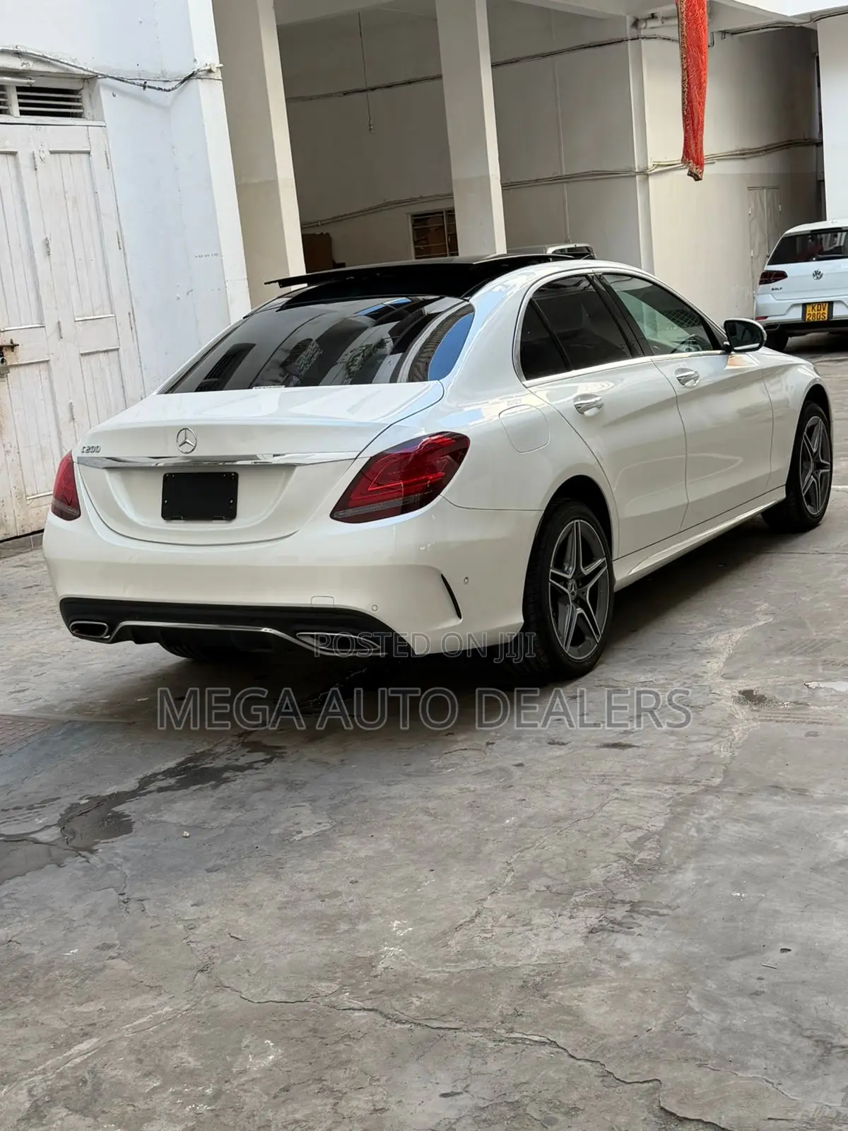 Mercedes-Benz C200 2019 White
