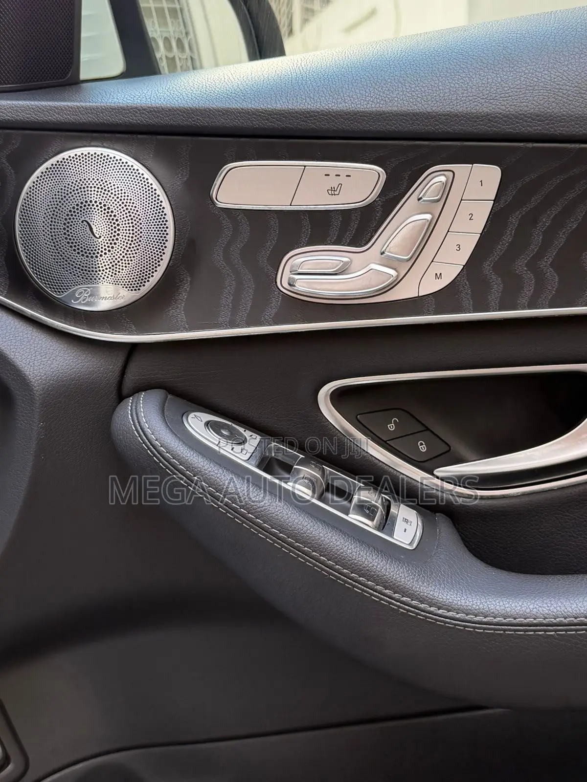 Mercedes-Benz C200 2019 White