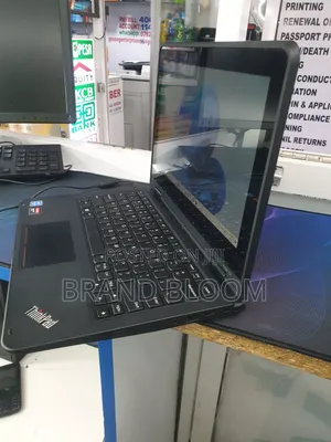 Laptop Lenovo Yoga 11e 4GB Intel Pentium HDD 160GB