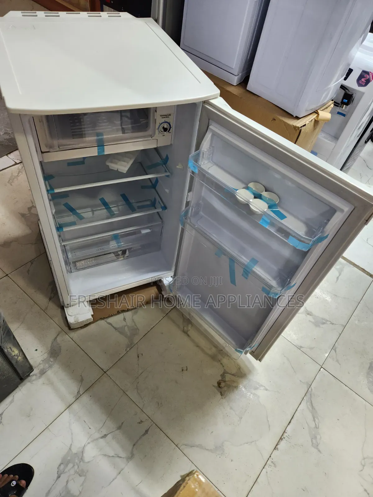 More Saving One Door Fridge 100litres