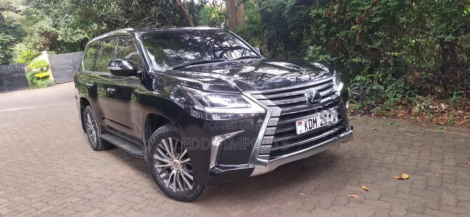 Lexus LX 570 AWD 2016 Black