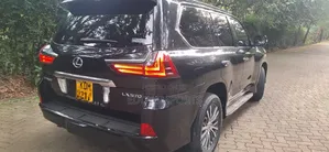 Lexus LX 570 AWD 2016 Black