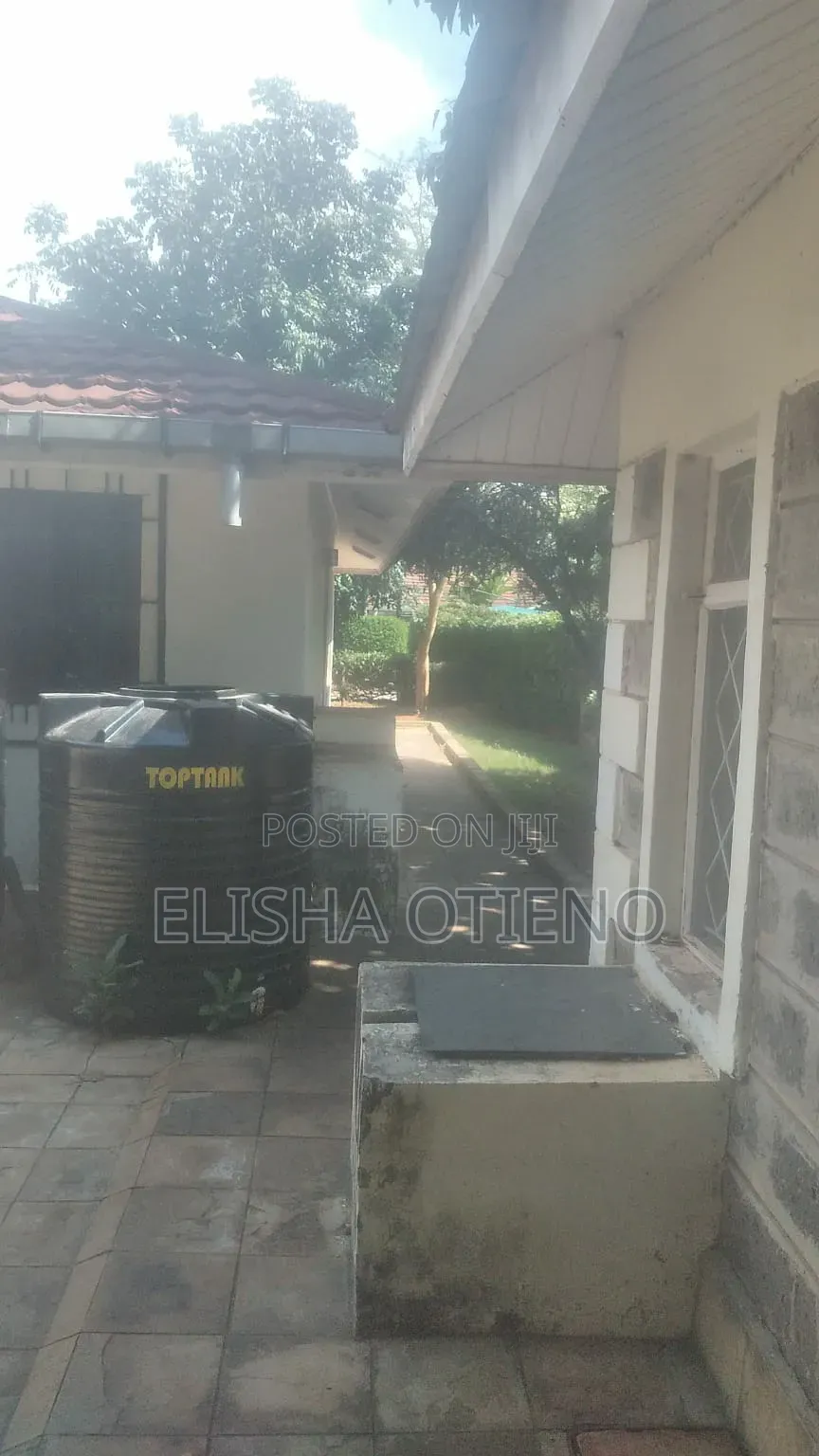 3bdrm Bungalow in Green Park, DayStar Area for sale