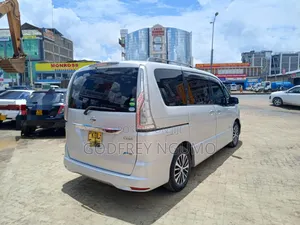 Nissan Advan 2015 Silver