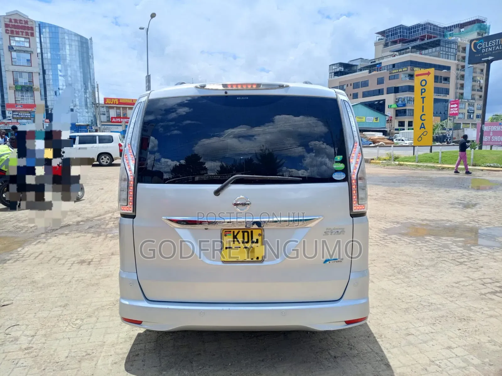 Nissan Advan 2015 Silver