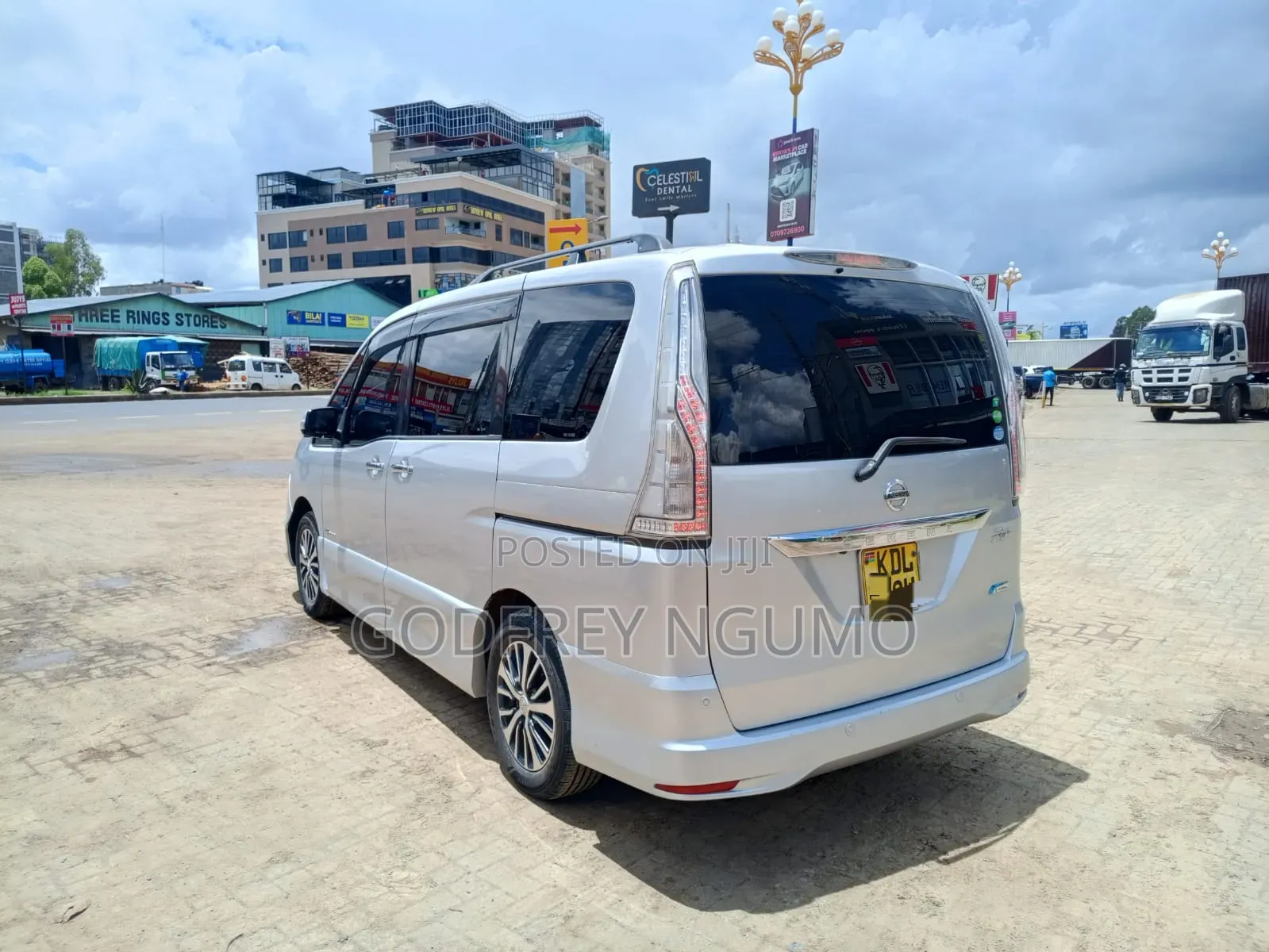 Nissan Advan 2015 Silver