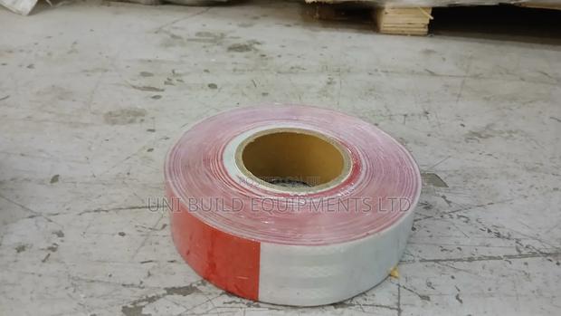 Reflective Tape 50mmx50mtrs - thumbnail 6