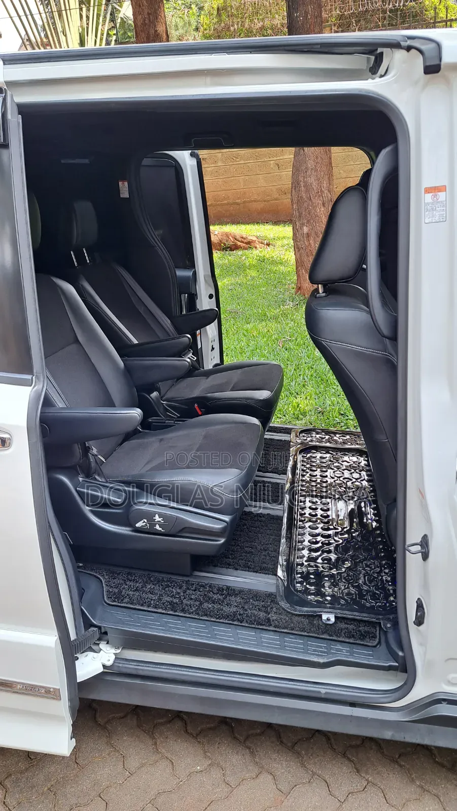 Toyota Noah 2018 White