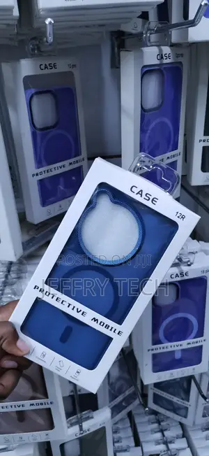 Oneplus 12r Camera Ring Cutout:Case