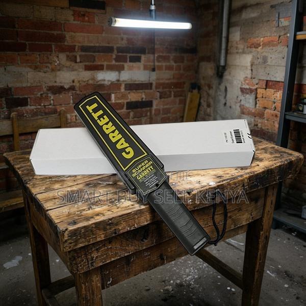 Dependable Performance Garret Super Scanner Metal Detector Scanner