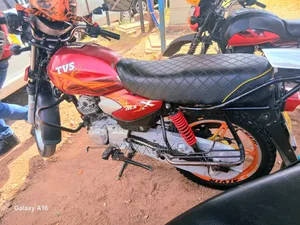 TVS HLX Plus ES 2021 Red