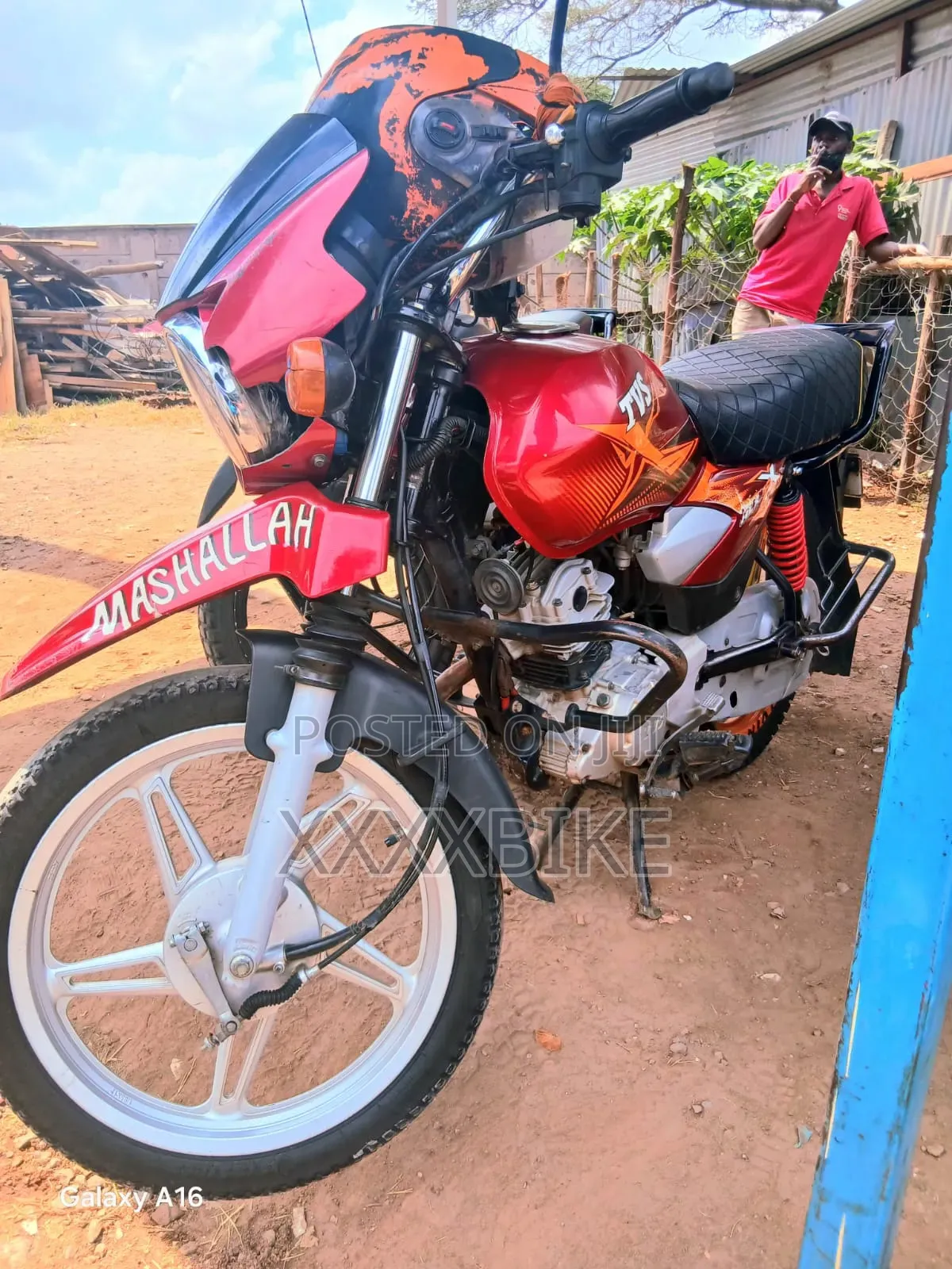TVS HLX Plus ES 2021 Red