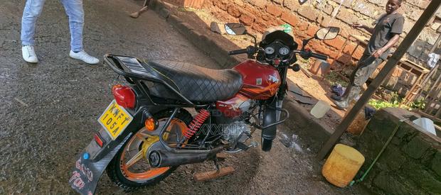 TVS HLX Plus ES 2021 Red - thumbnail 8