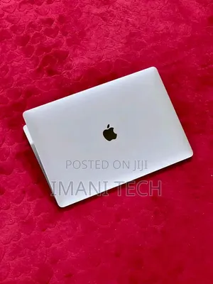 Laptop Apple MacBook Pro 2018 16GB Intel Core i7 SSD 512GB