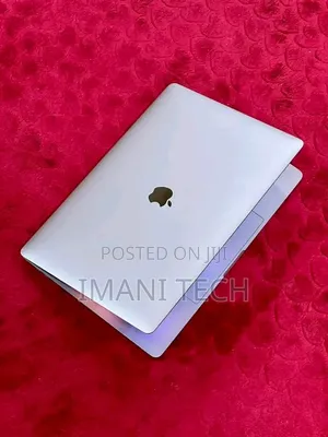 Laptop Apple MacBook Pro 2018 16GB Intel Core i7 SSD 512GB